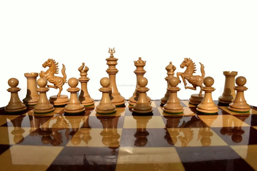 obrazek 5 Wyjątkowa kolekcja pionków Ferrari do królewskiej gry - The Chess Empire