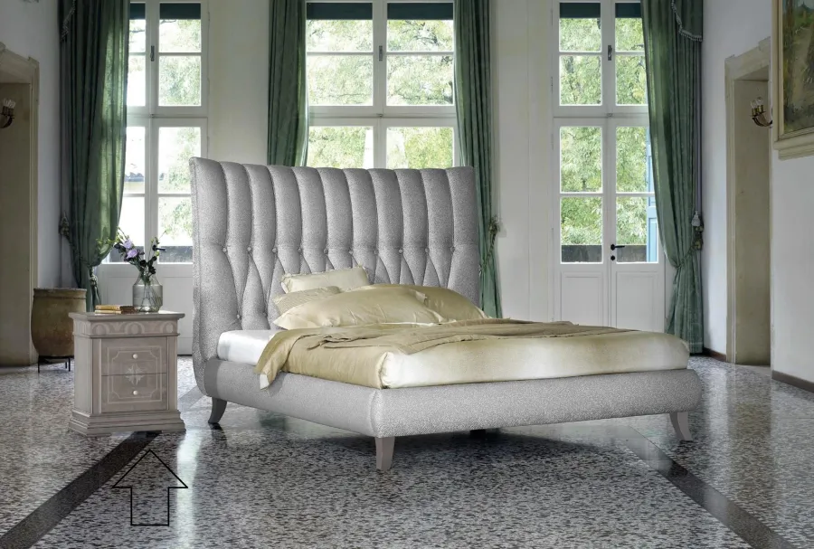 picture 1 Classic Italian bedside table for the bedroom - Cantiero