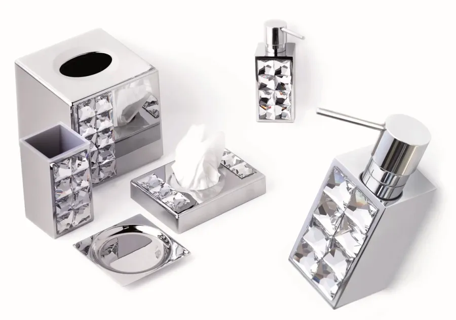 obrazek 1 Pojemnik na szczoteczki z mosiądzu krome z kwadratowymi elementami Swarovski - Il Paralume Marina