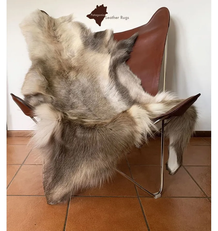 obrazek 1 Cudowny dywan z naturalnej skóry renifera - 140x105 cm