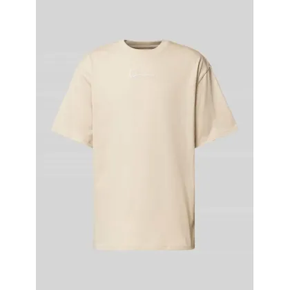 Zdjęcie T-shirt z wyhaftowanym logo