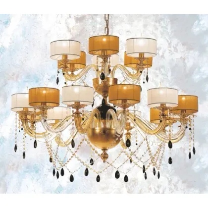 Zdjęcie Żyrandol z dwukolorowymi ramionami ze szkła Murano, stożkowymi kloszami, perforowanymi miseczkami i kryształem Swarovskiego - Il Paralume Marina