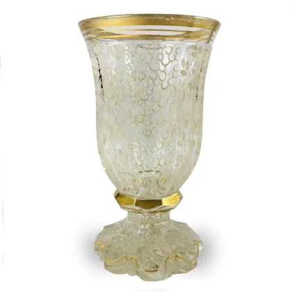 Zdjęcie Antyczne szkło kryształowe z końca XIX wieku