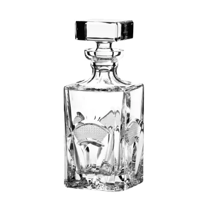Zdjęcie Kryształowa karafka idealna do whisky