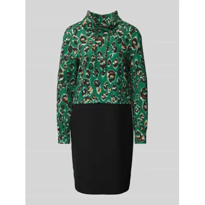 Zdjęcie Sukienka o długości do kolan z efektem dwóch warstw