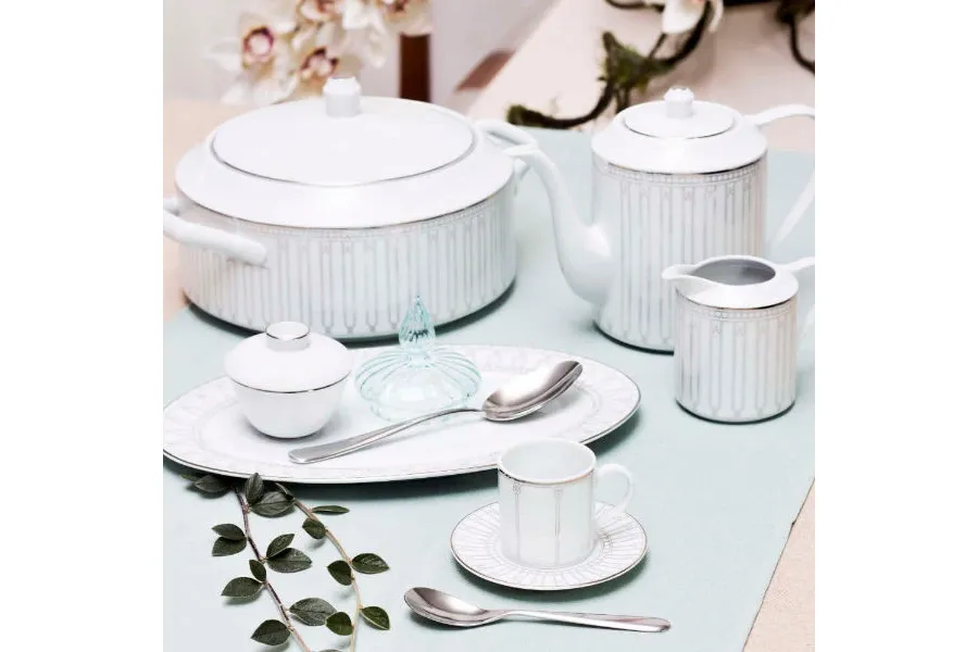 obrazek 2 Porcelanowa sosjerka prosto z Portugalii - Porcel
