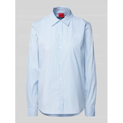 Zdjęcie Bluzka koszulowa o kroju regular fit z wyhaftowanym logo