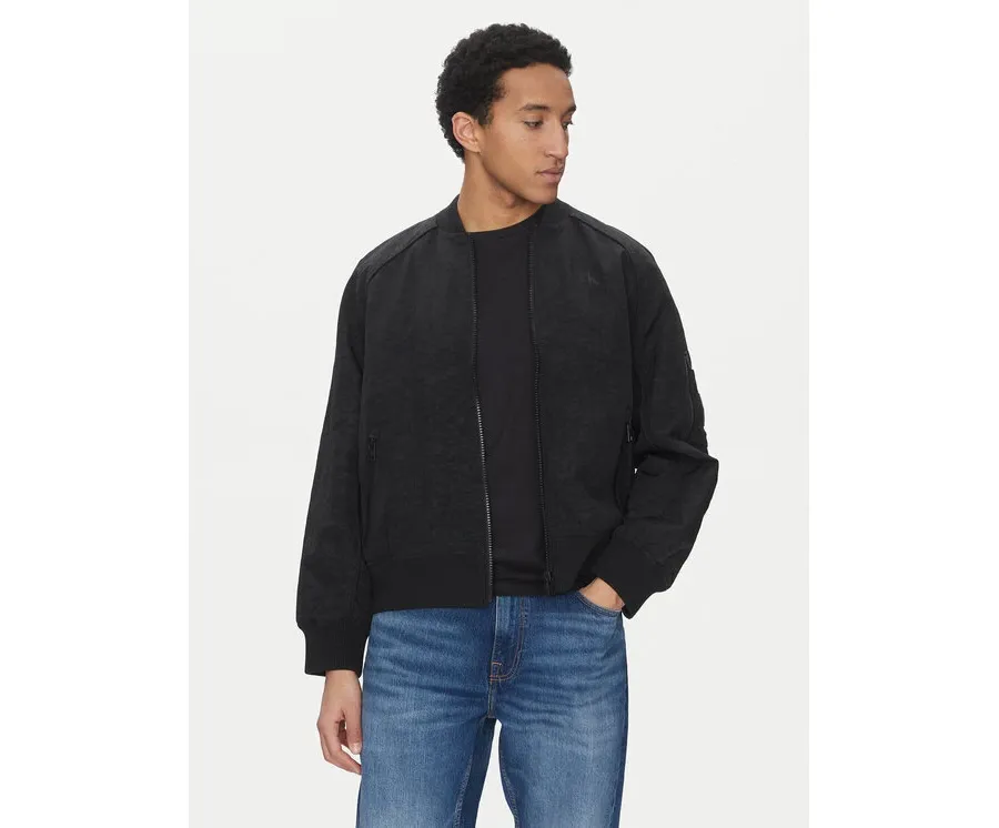 obrazek 1 Calvin Klein Jeans Kurtka bomber J30J322938 Czarny Relaxed Fit