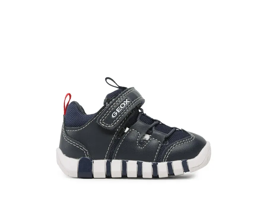 obrazek 1 Geox Sneakersy B Iupidoo Boy B3555B 0BC14 C4002 Granatowy