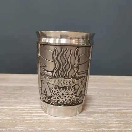 Picture Exclusive pewter mug with a depiction of the Irish legend of the Salmon of Knowledge