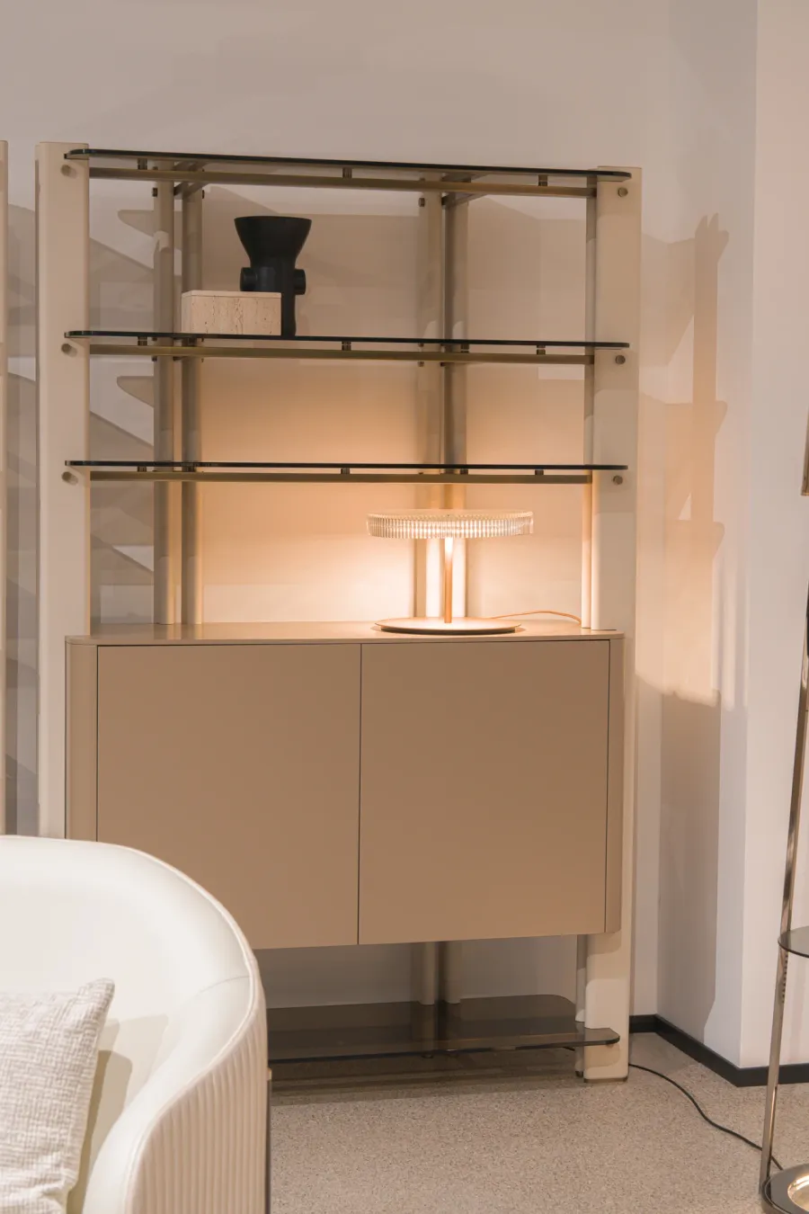 obrazek 15 Wspaniała włoska modernistyczna biblioteczka do salonu lub gabinetu