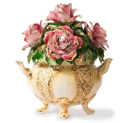 Picture Elegant ceramic basket with roses and Swarovski inserts