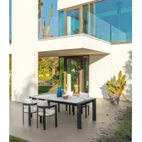 Zdjęcie Elegancki włoski stół tarasowy