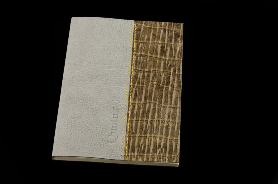 picture 1 Elegant leather notebook perfect for a gift