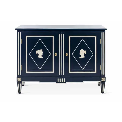 Zdjęcie Stylowy kredens z drewna bukowego