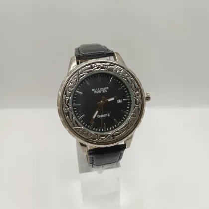 Zdjęcie Klasyczny męski zegarek naręczny z pewteru