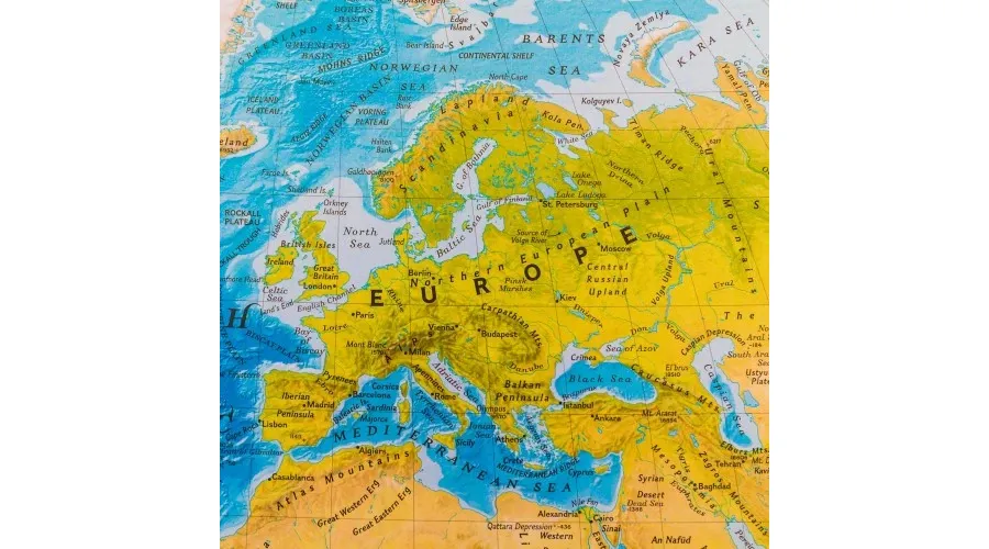 obrazek 4 Ekskluzywna mapa fizyczna do gabinetu - dwa warianty ramy