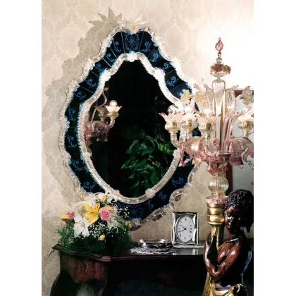 Zdjęcie Ekskluzywne lustro weneckie Murano ze szklaną ramą