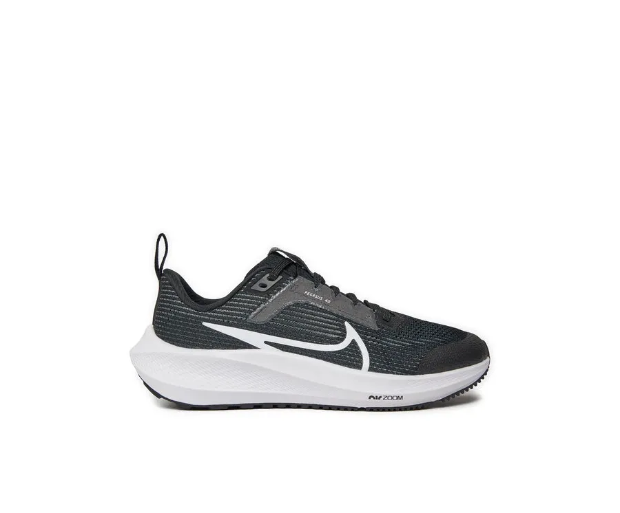 obrazek 1 Nike Buty do biegania Air Zoom Pegasus 40 (GS) DX2498 001 Czarny