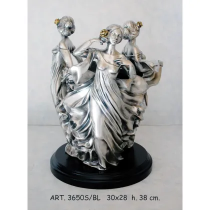 Picture A unique gold-plated vase from an Italian manufacturer