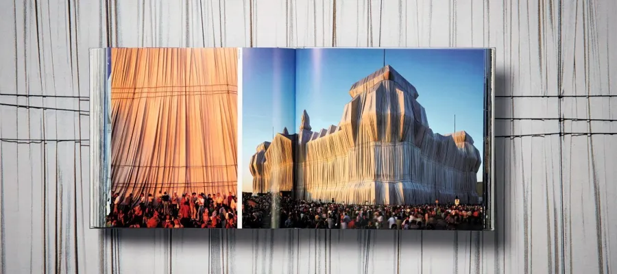 obrazek 19 Książka Christo and Jeanne-Claude. Wrapped Reichstag, Berlin, 1971–1995 - Taschen