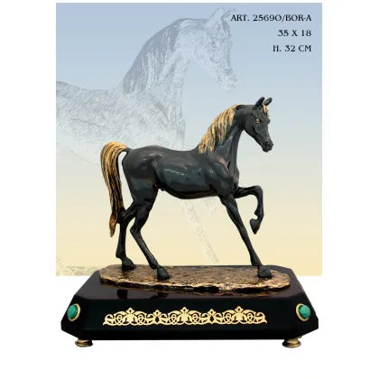Zdjęcie Elegancka włoska figura konia idealna na prezent