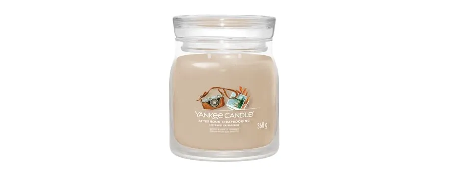 obrazek 1 Yankee Candle Afternoon Scrapbooking Signature Jar Świeca zapachowa 368 g
