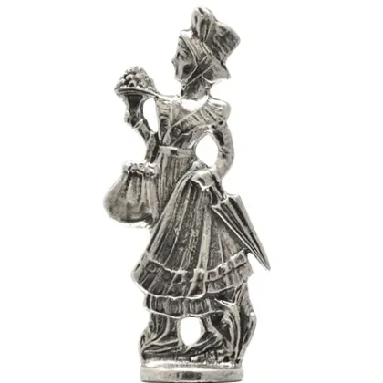 Zdjęcie Elegancki nożyk do listów z figurką specerującej kobiety