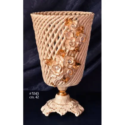 Picture Exclusive vase, decorative cup made of ceramics