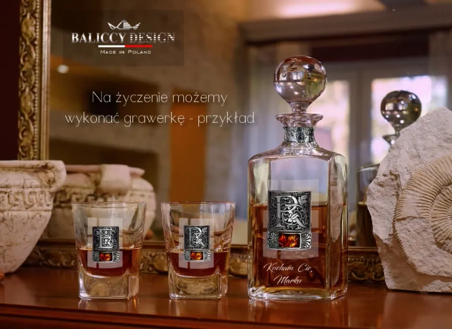 obrazek 2 Karafka  i szklanki  do whisky Quadro z bursztynem i inicjałem
