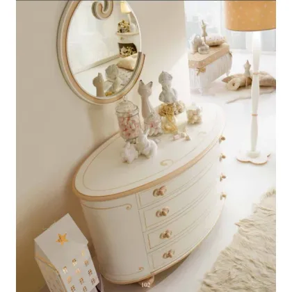 Zdjęcie Romantyczna komoda z czterema szufladami do dziewczęcego pokoju - Ferretti e Ferretti