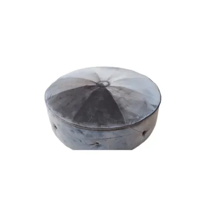 Zdjęcie Piękna włoska okrągła pufa