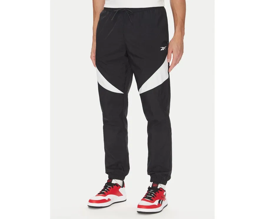obrazek 1 Reebok Spodnie dresowe 100223963 Czarny Regular Fit