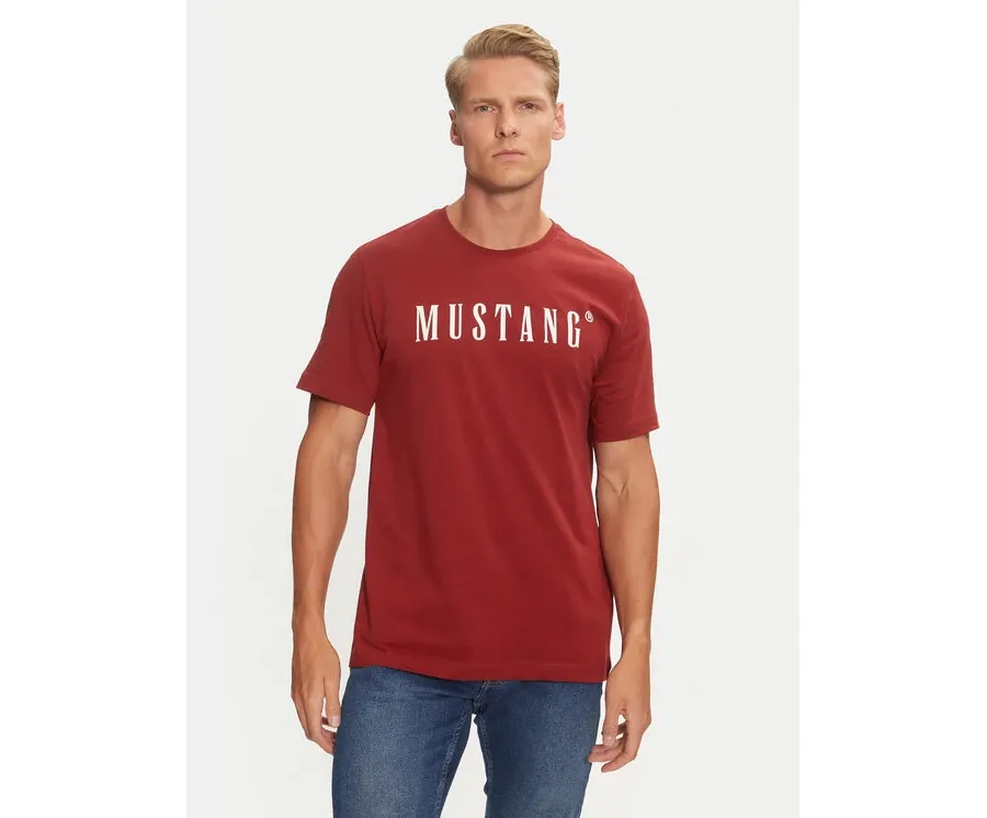 obrazek 1 Mustang T-Shirt Austin 1014695 Czerwony Regular Fit