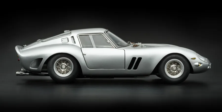 obrazek 2 Srebrne Ferrari 250 GTO, 1962