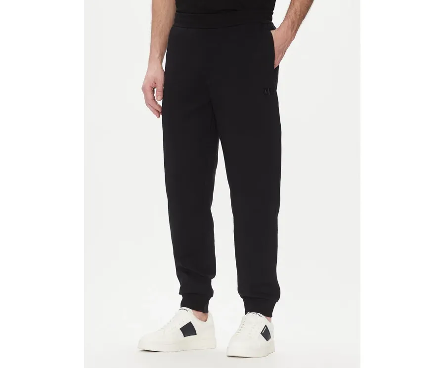 obrazek 1 Armani Exchange Spodnie dresowe XM000744 AF13047 UC001 Czarny Regular Fit