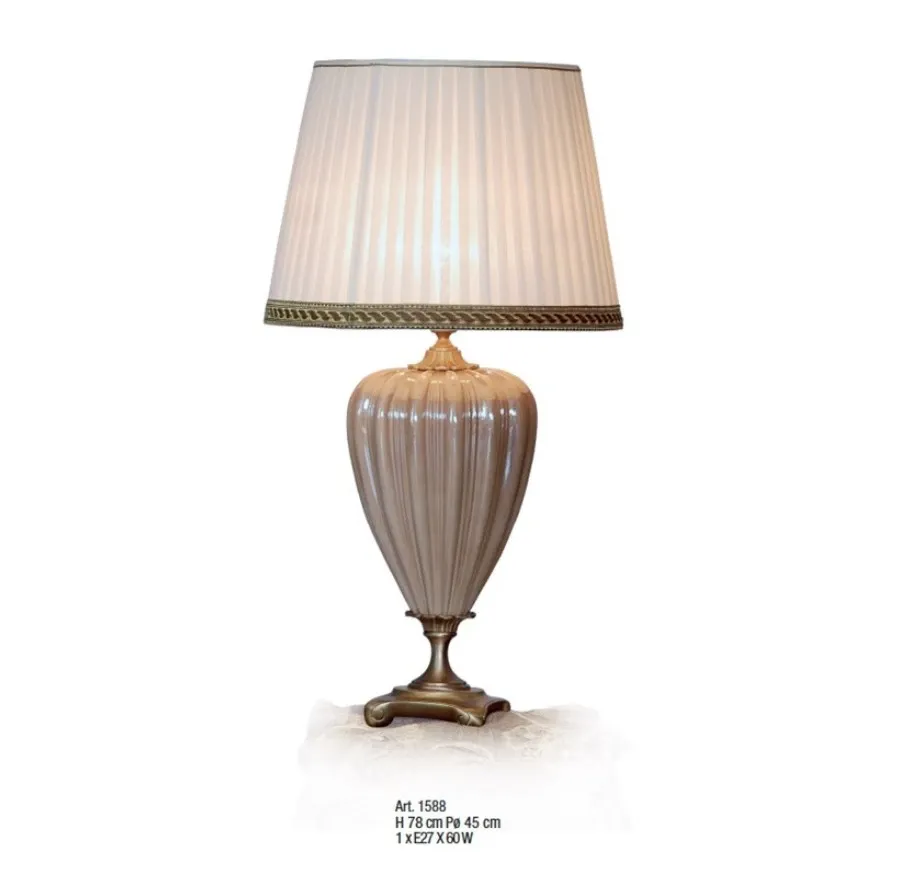 obrazek 1 Ceramiczna lampa w kolorze orzecha laskowego ze stożkowym kloszem – Il Paralume Marina