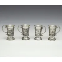 Zdjęcie Ekskluzywny zestaw 4 miarek na alkohol z rączkami wykonany z pewteru