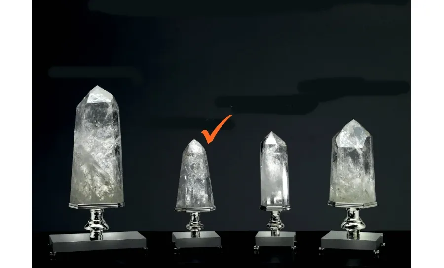 obrazek 1 Elegancka kryształowa dekoracja na mosiężnej podstawie