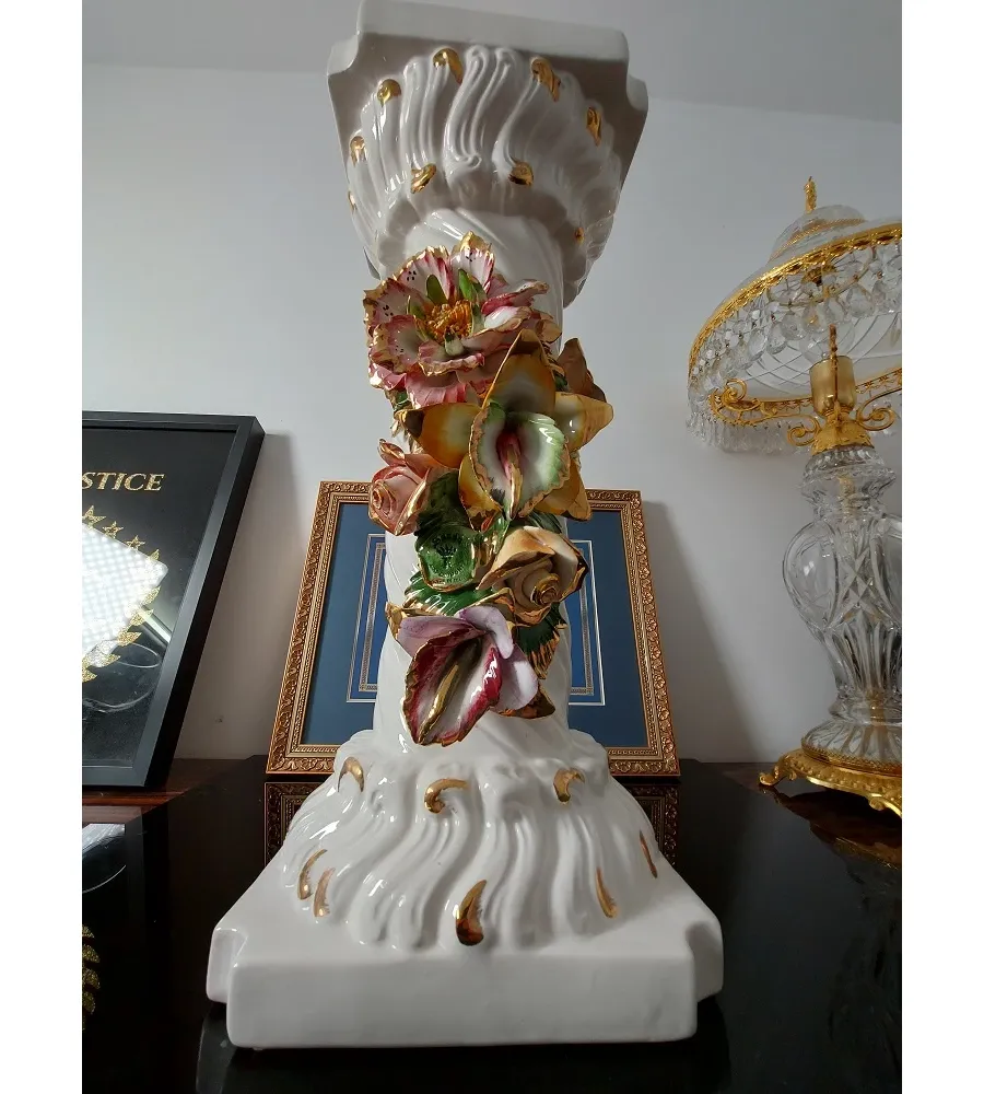 picture 1 Stylish column