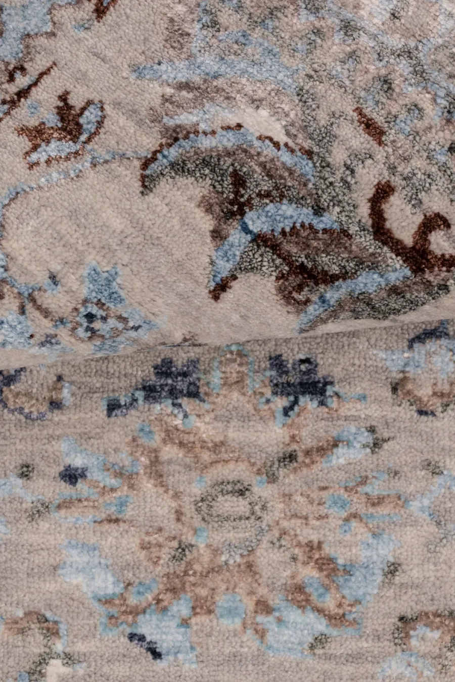 obrazek 4 Nietypowy ręcznie tkany dywan z Indii - Jordan