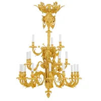 Zdjęcie Cudowny żyrandol dekoracyjny z pozłacanego mosiądzu