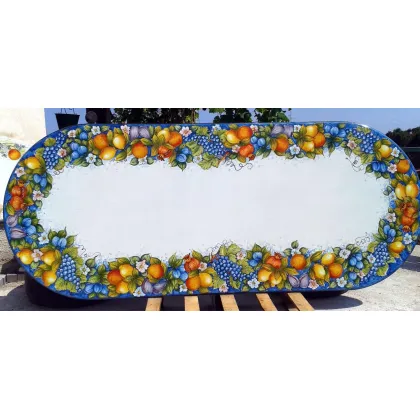 Zdjęcie Elegancki blat z lawy wulkanicznej zdobiony motywem owoców - Ceramiche Valchida