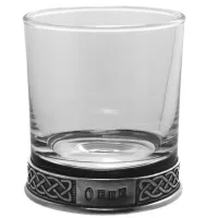 Zdjęcie Wysokiej jakości szklanka do whisky z celtyckim wzorem u podstawy