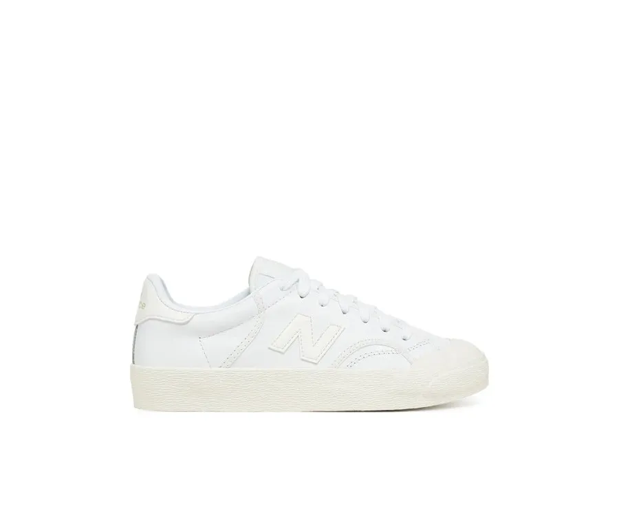 obrazek 1 New Balance Trampki BB100LGY Biały