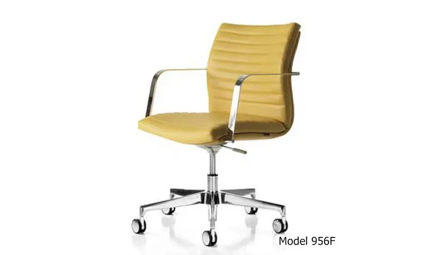 picture 2 Stylish and stylish office chair