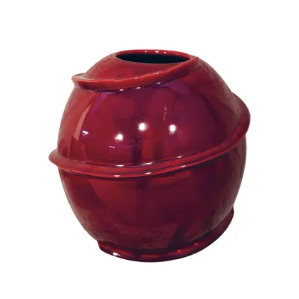Picture Italian ceramic vase with a round shape