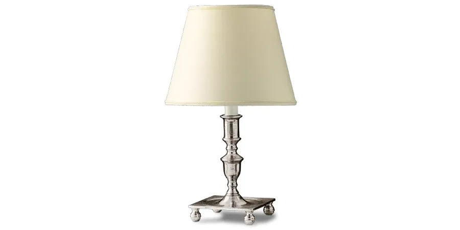 obrazek 1 Kobieca lampka na biurko