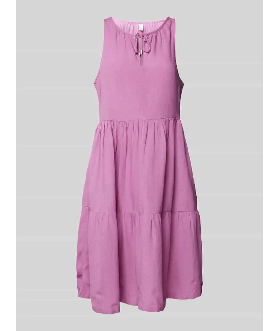 obrazek 1 Sukienka o długości do kolan z efektem stopniowania