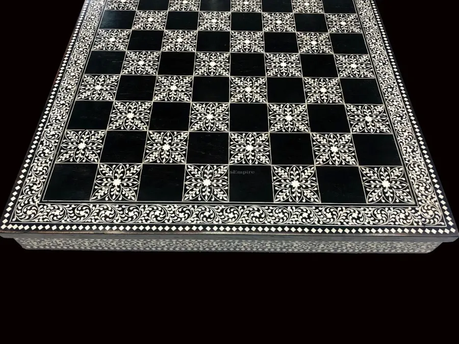 obrazek 4 Niezwykle zdobiona plansza Kashmiri idealna dla miłośników szachów - The Chess Empire